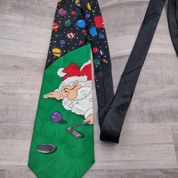 Hallmark Golf Men's Vintage Santa Claus Golf Tie - Picture 4 of 6
